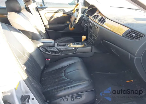 2000 Jaguar S-Type 3.0L V6 from USA, damaged, VIN SAJDA01CXYFL32271